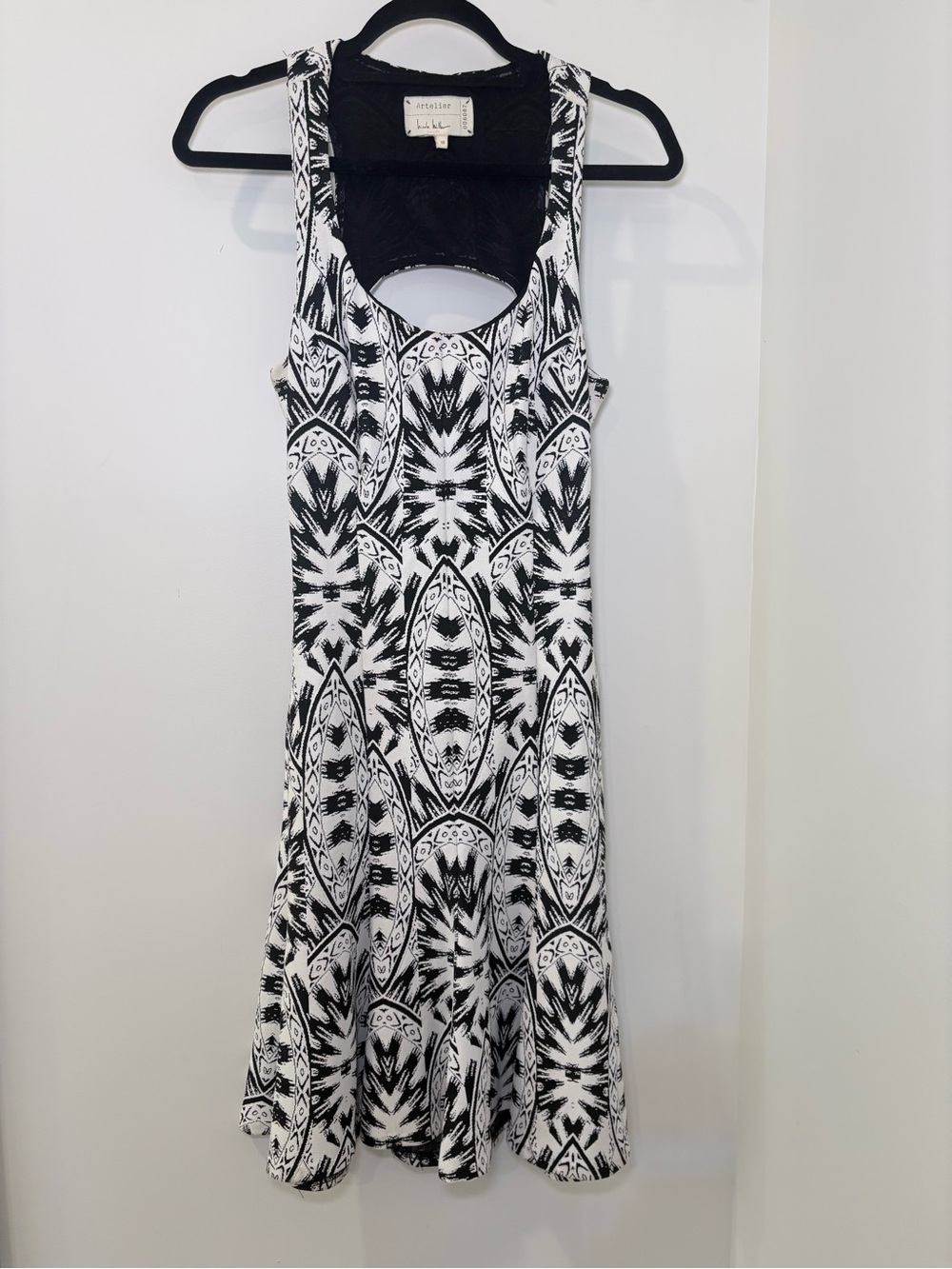 Nicole Miller Atelier Black White Tribal Cutout Fit & Flare Dress Size 10